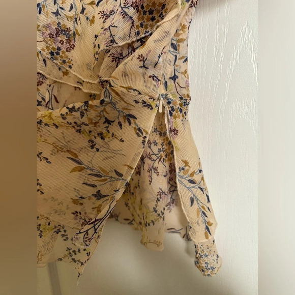 RIVER ISLAND Floral Top - Picture 2 of 5